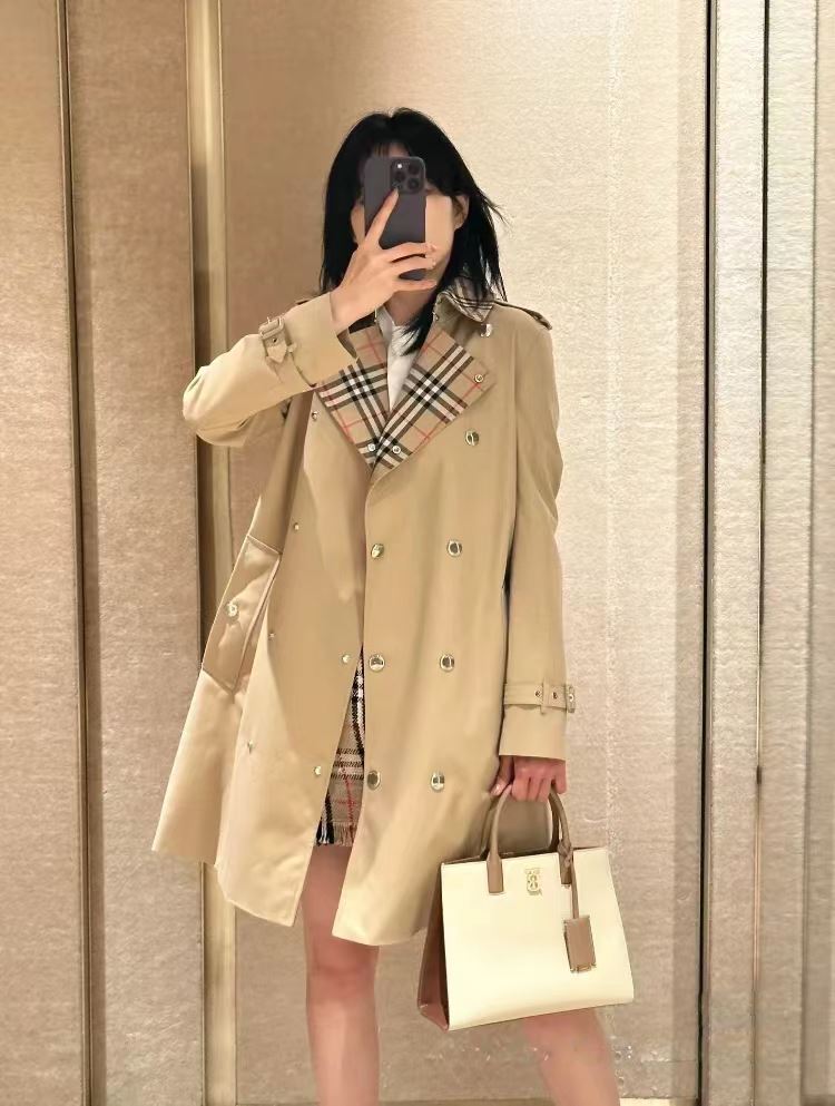 Burberry Outwear